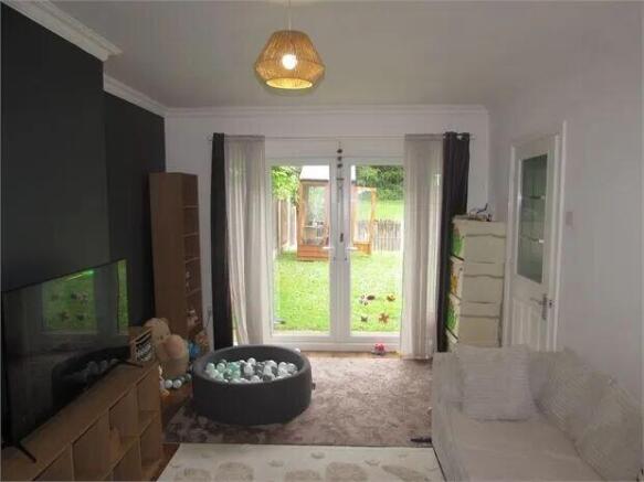 3 bed Terraced for sale Image 3