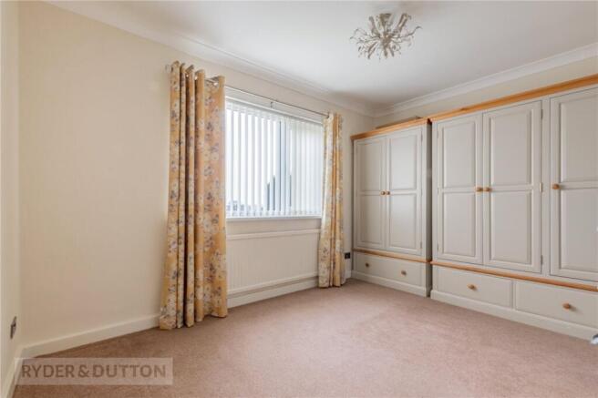 3 bed Bungalow for sale Image 12
