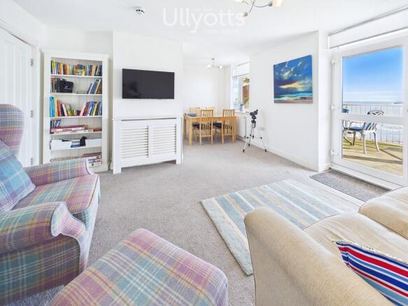 2 bed Apartment for sale Image 5