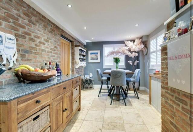 KITCHEN/DINER