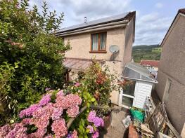 166, Bryntirion, Tyntetown, Mountain Ash CF45 4PJ
