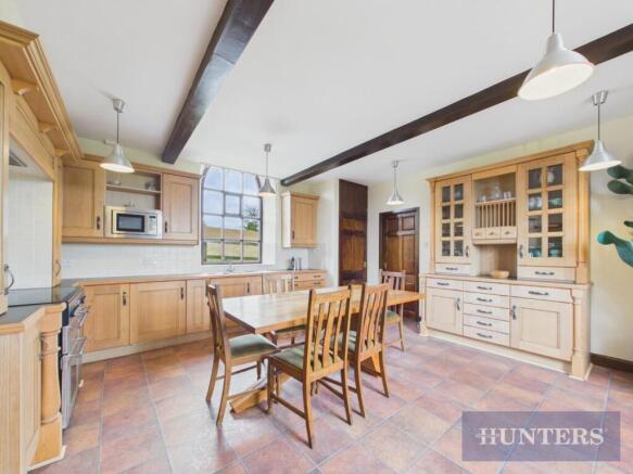 3 bed Detached for sale Image 9