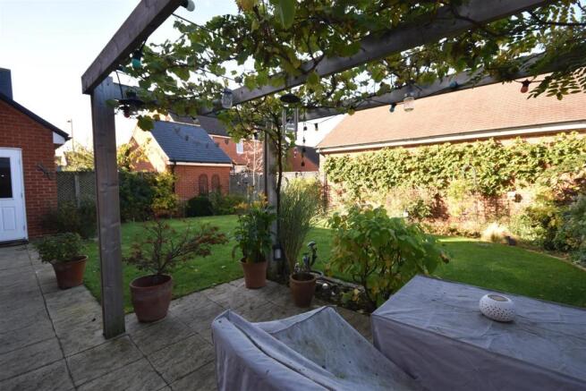 garden 2.jpg