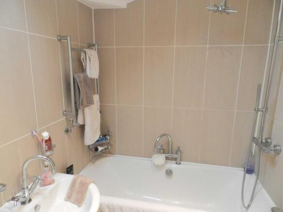 Photo 12