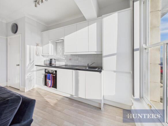 2 bed Apartment for sale Image 7