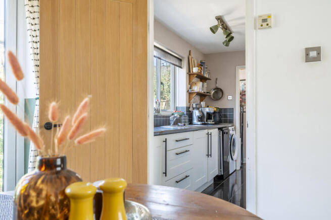 2 bed Town House for sale Image 6