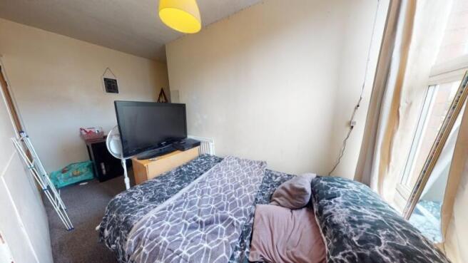 4 bed Terraced to rent Image 4