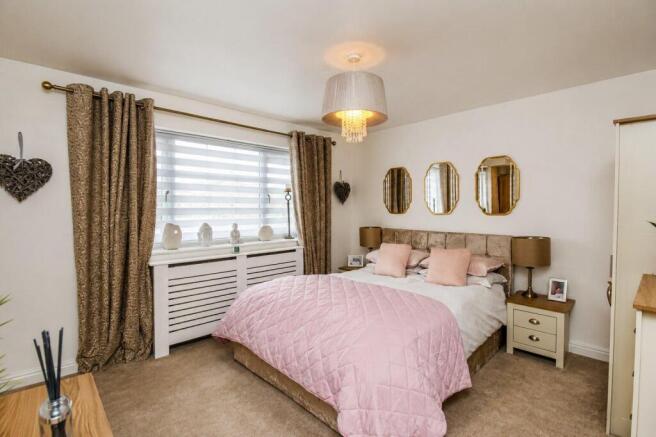 2 bed Detached Bungalow for sale Image 11