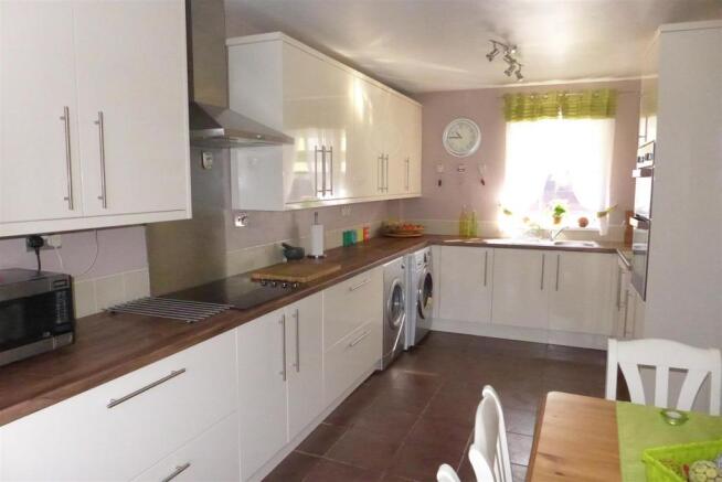Kitchen diner