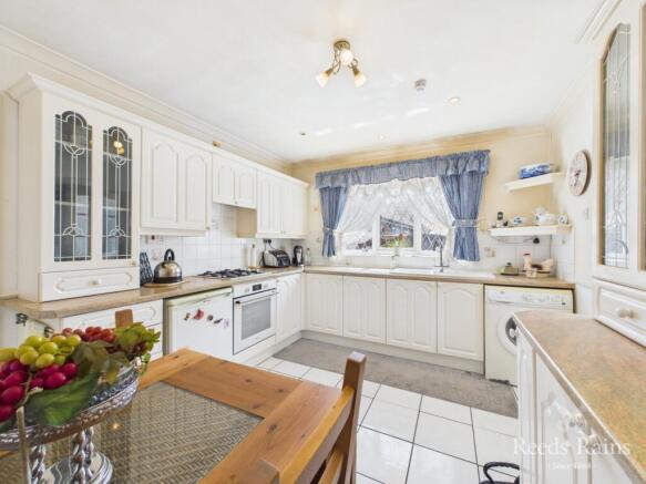 2 bed Bungalow for sale Image 10