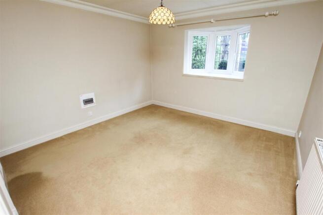 3 bed Detached Bungalow for sale Image 7