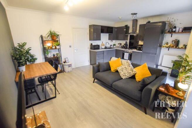 OPEN-PLAN LIVING