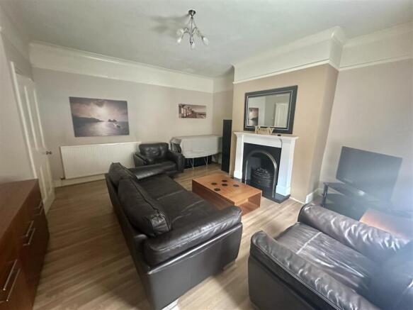 2 bed Terraced for sale Image 8