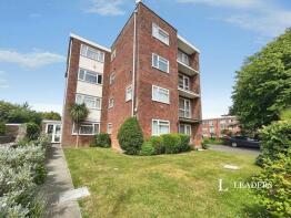 9, 64 Mora Soomaree Court, Shelley Road, Worthing Central, Worthing BN11 4DF