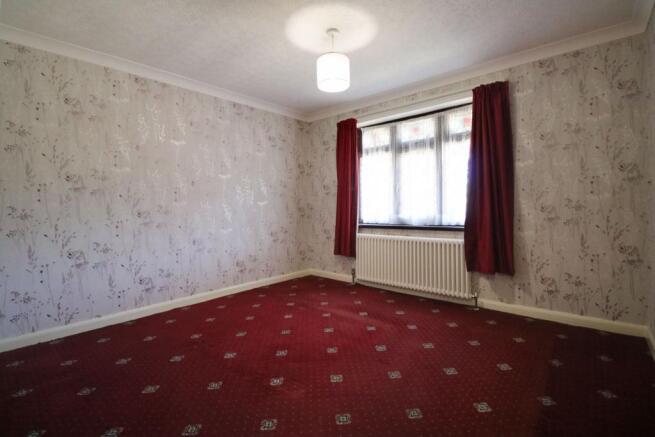 bedroom1.jpg