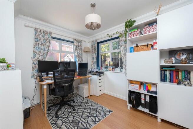 Study/ Bedroom