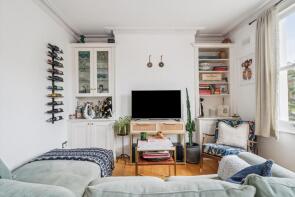 19b, Stanley Grove, London SW8 3PD