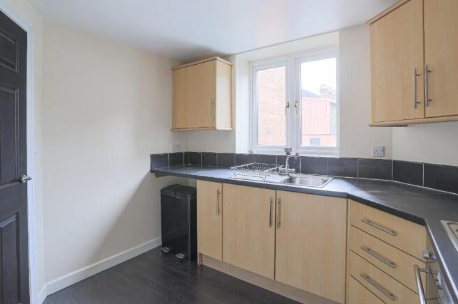 2 bed Apartment for sale Image 11