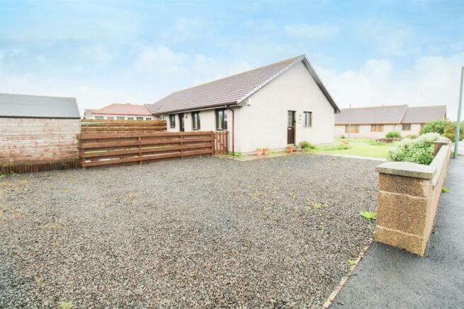 REAR DRIVEWAY.jpg