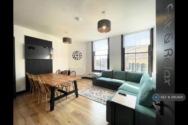 Living / Dining