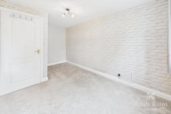 4 bed Detached for sale Image 12