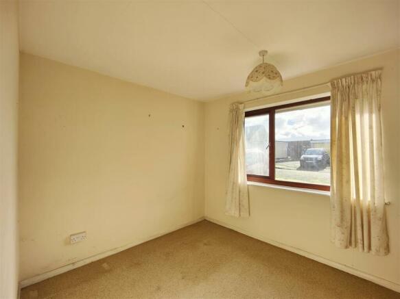 Bedroom 3/Study/Music Room