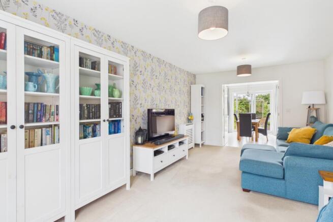 4 bed Detached for sale Image 8