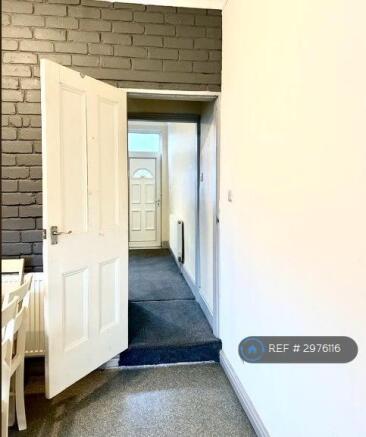 3 bed Terraced to rent Image 6