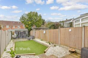 9, Moss Way, Dartford DA2 7JX