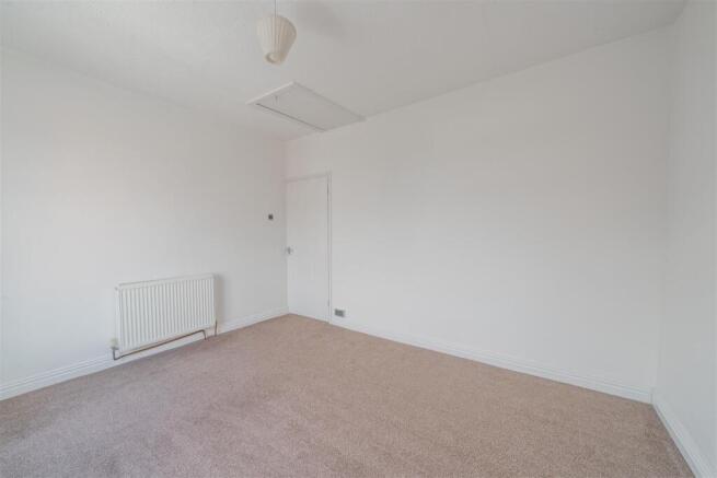 Bedroom1-3.jpg