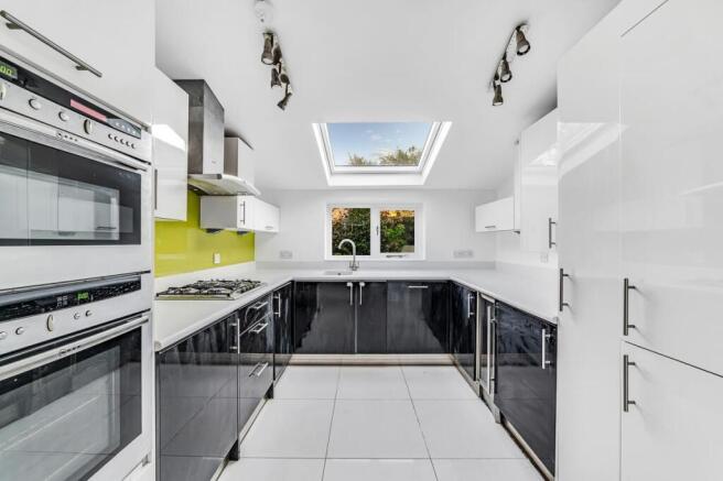 44 Berrymead Road-7.jpg