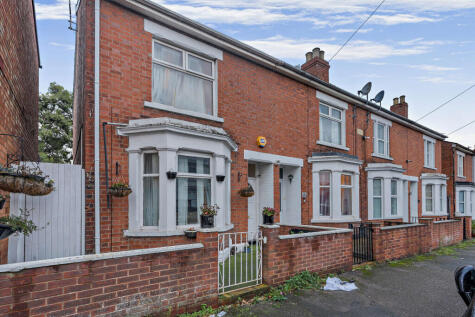 Knowles Road, Gloucester, GL1