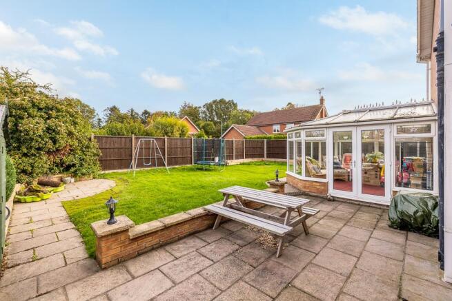 5 Mallards Reach (Donnington)-8.jpg