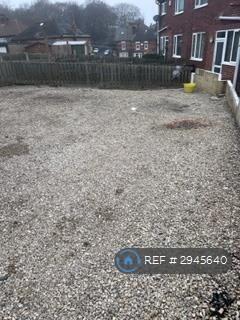 3 bed Semi-Detached to rent Image 11