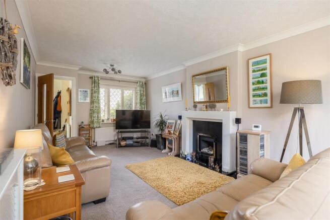 Green Howards Road 11 Sitting Room-1.jpg