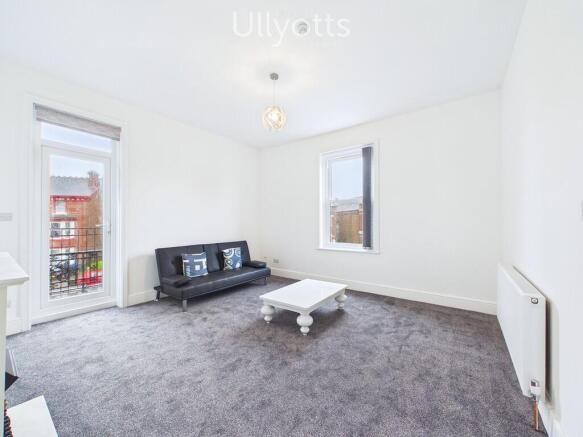 3 bed Maisonette to rent Image 8