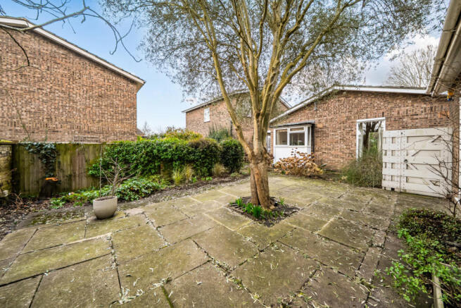 1415729-18-699324...