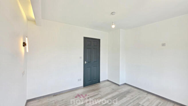 3 bed Semi-Detached for sale Image 12