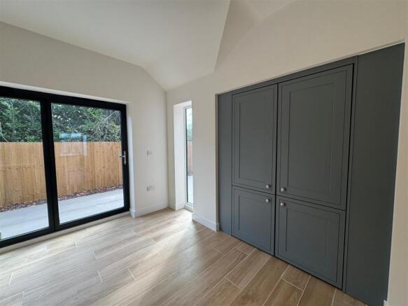 2 bed Detached for sale Image 7