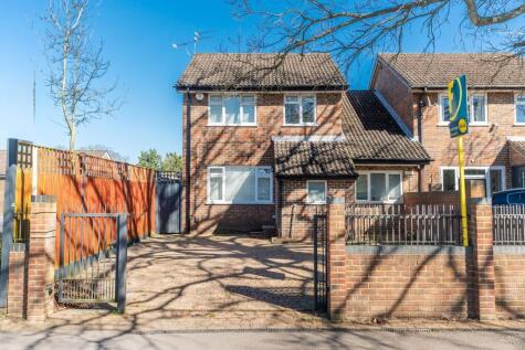 Ladygate Lane, Ruislip, HA4