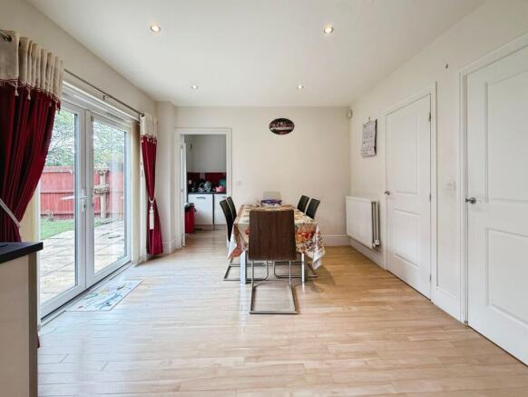 Bentley Close, Hamilton, LE5 photo 4