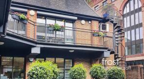 Unit 10, 92, Lots Road, London SW10 0QD