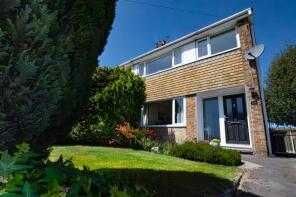 10, Broadgate, Ossett WF5 0PU