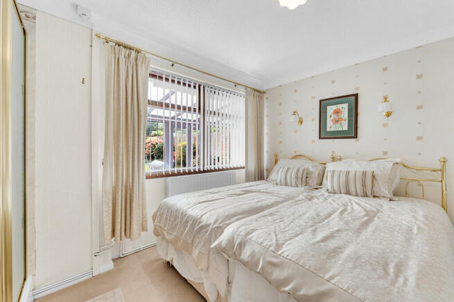 39 NARROW LANE-31
