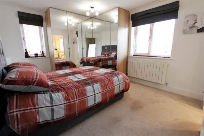 Bed 1.JPG