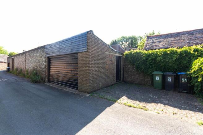 Garage & Parking