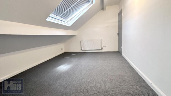 4 bed Terraced to rent Image 12