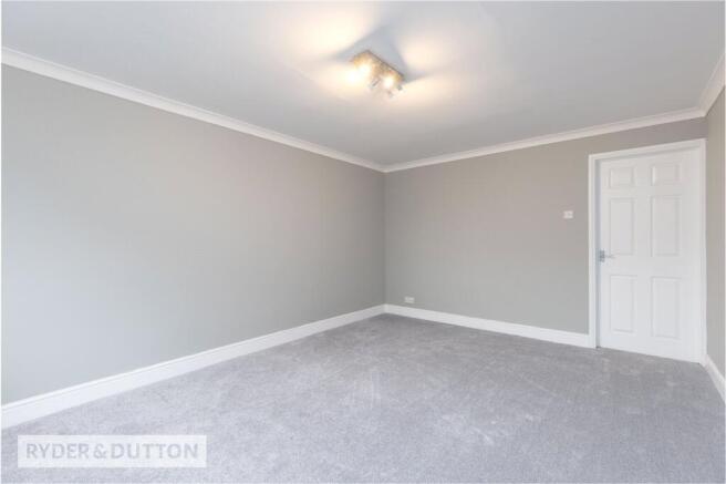 3 bed Semi-Detached for sale Image 4