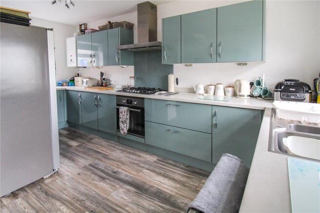 3 bed Semi-Detached for sale Image 4