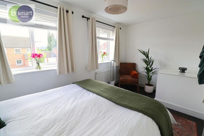 3 bed Semi-Detached for sale Image 10